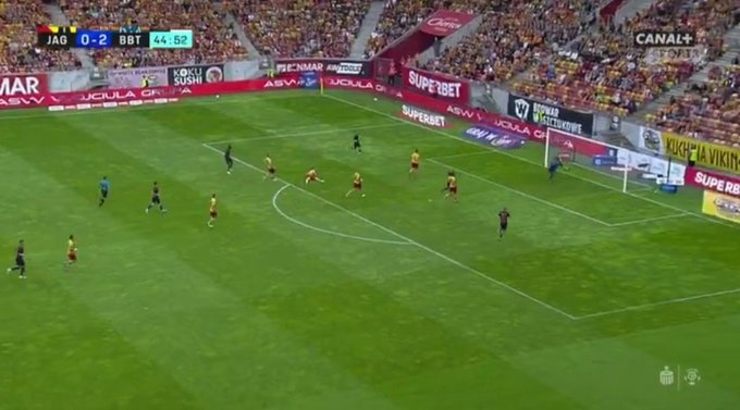 Zerwał pajęczynę! Cudowny gol w pierwszej kolejce Ekstraklasy [WIDEO]