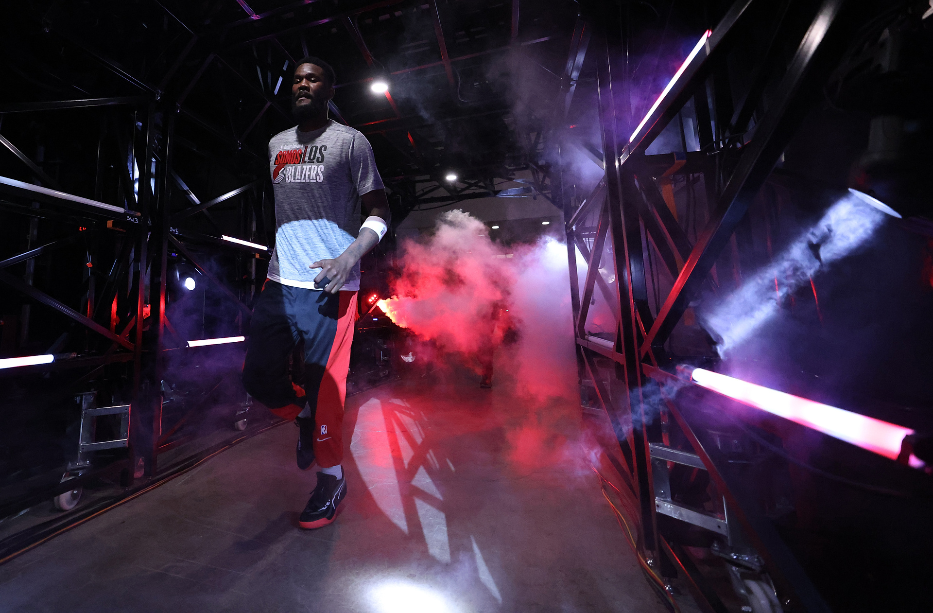 Ostatnia nadzieja Lakers. Wybierano go nawet przed Donciciem