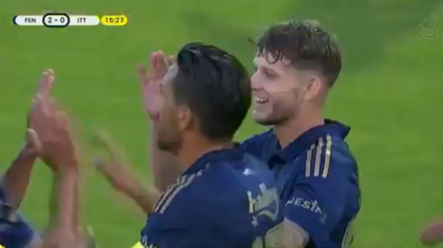 Popis Szymańskiego w meczu z plejadą gwiazd! Gol i asysta Polaka [WIDEO]