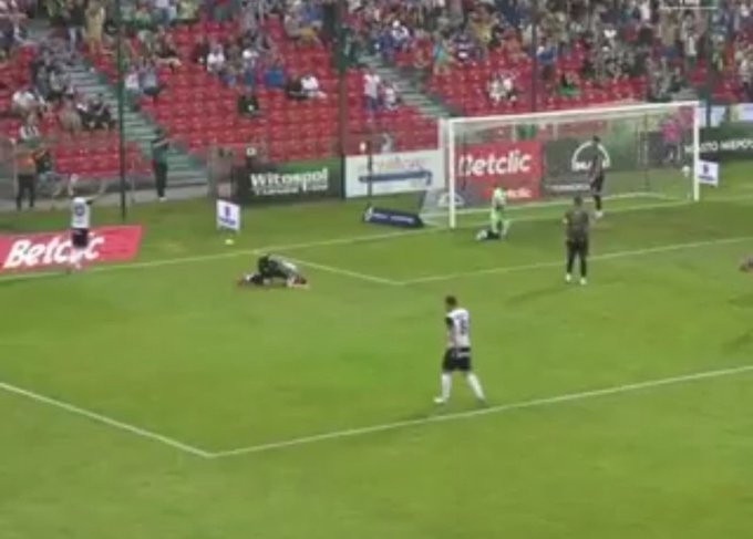 Trzymajcie się mocno. Absurdalny samobój w I Lidze [WIDEO]