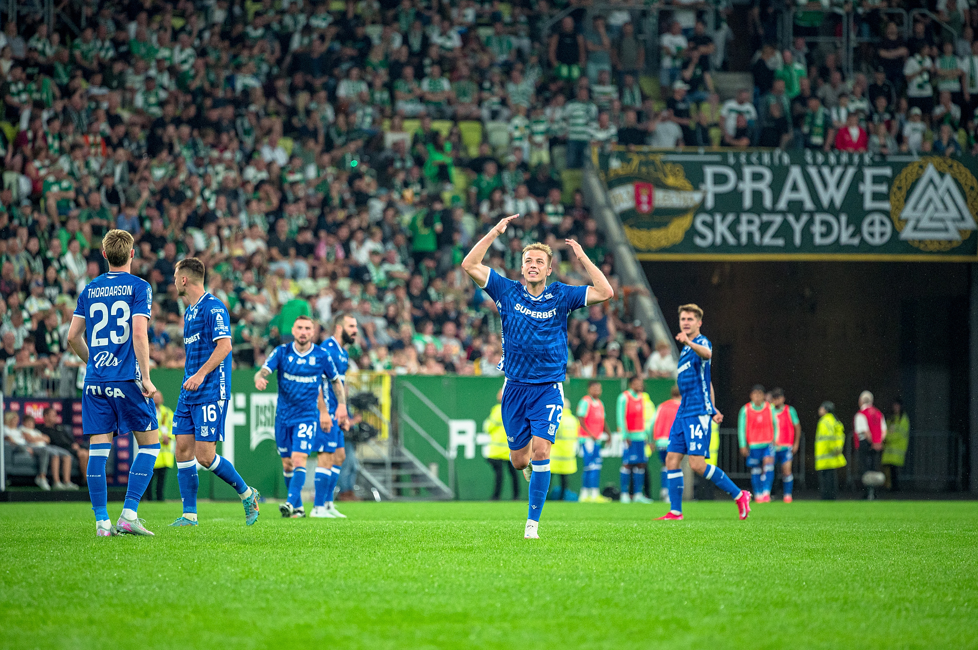 Wielka remontada Lecha! Siedem goli w Gdańsku [WIDEO]