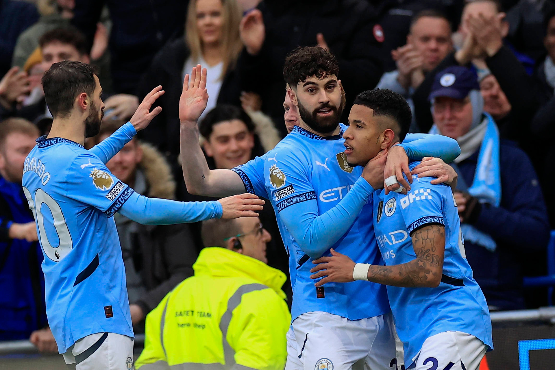 Gwiazda Man City jako komandos. Wiadomo, ile wydała na zachciankę [ZDJĘCIE]
