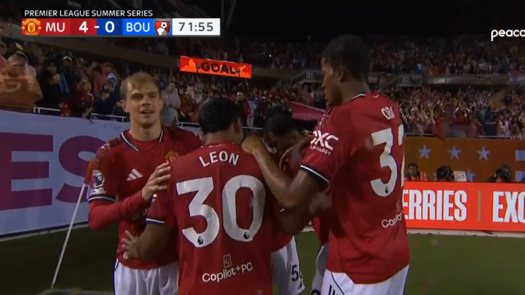 Manchester United pokazał moc. Zdemolował rywali z Premier League [WIDEO]