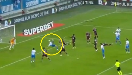 Gwiazdorski występ byłego gracza Śląska. Gol przewrotką i hat-trick cudo [WIDEO]