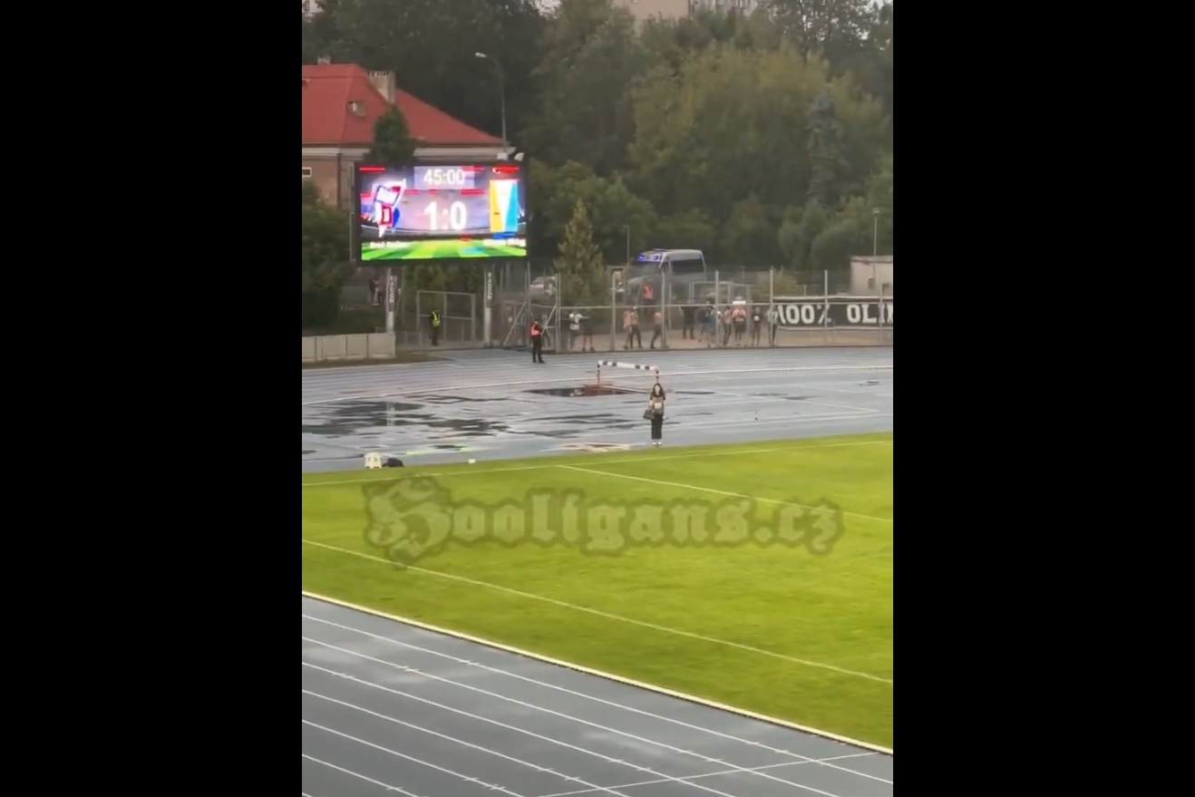 Rozróba na polskim stadionie. Interweniowała policja [WIDEO]