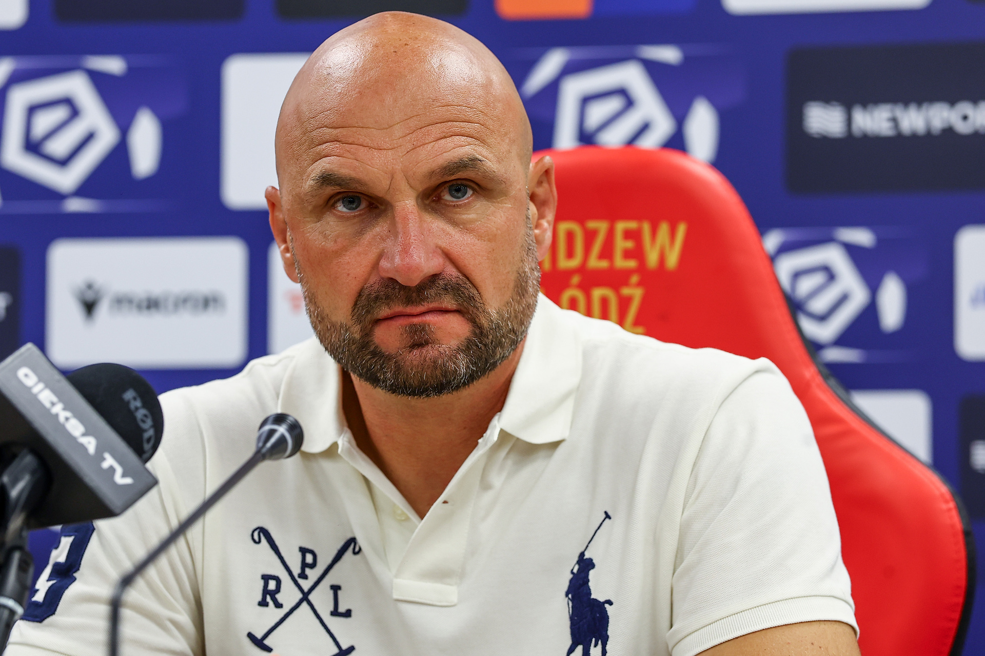 Trener Widzewa o odstawieniu Gikiewicza. "Jestem szefem"