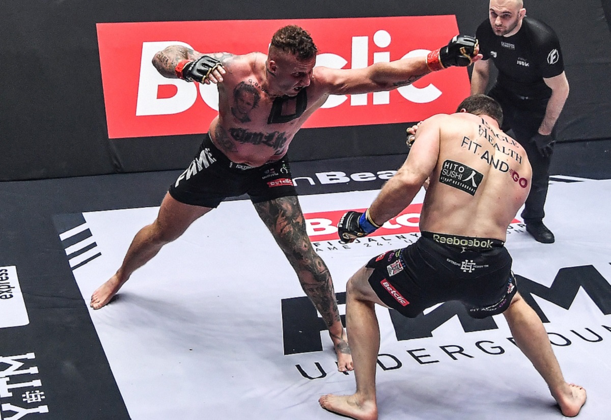 "Zostaję nauczycielem WF-u i wychowawcą". Od Fame MMA do pracy w szkole
