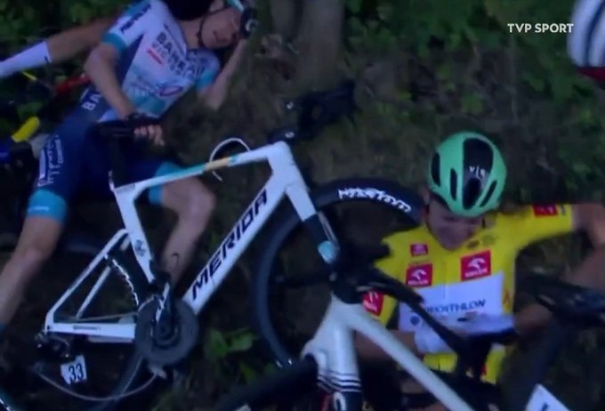Wypadek Rafała Majki. Groźna scena podczas Tour de Pologne, lider wycofał się z wyścigu [WIDEO]