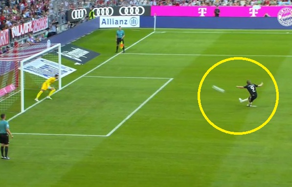 Kane strzelał karnego w meczu z Tottenhamem. Wyszło koszmarnie [WIDEO]