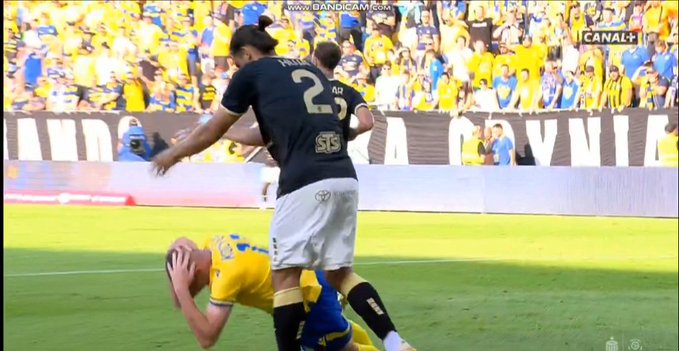 Huja rzucił rywalem. Niesportowe zachowanie [WIDEO]