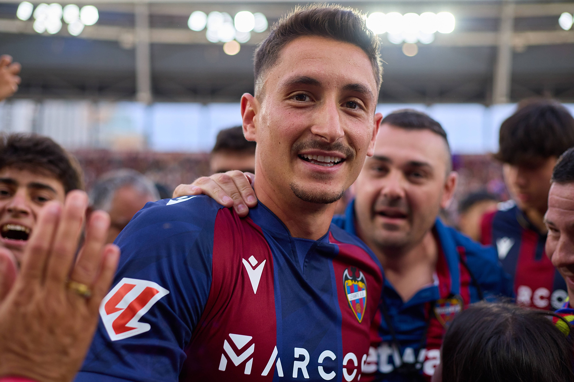 Kuriozum przed meczem z Barceloną. Zarejestrowali... trzech piłkarzy