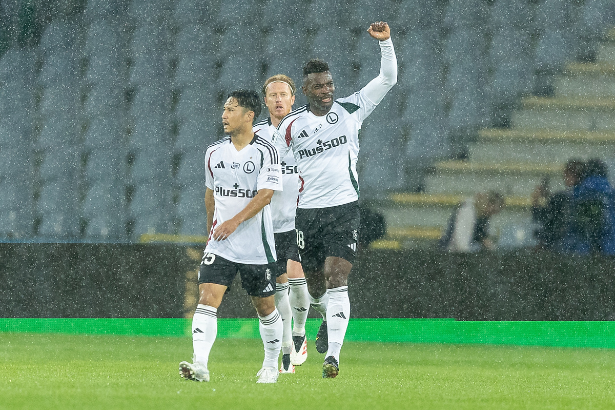 Co?! 310 PLN za CELNY STRZAŁ Jean-Pierre'a Nsame w meczu Legia - Larnaka