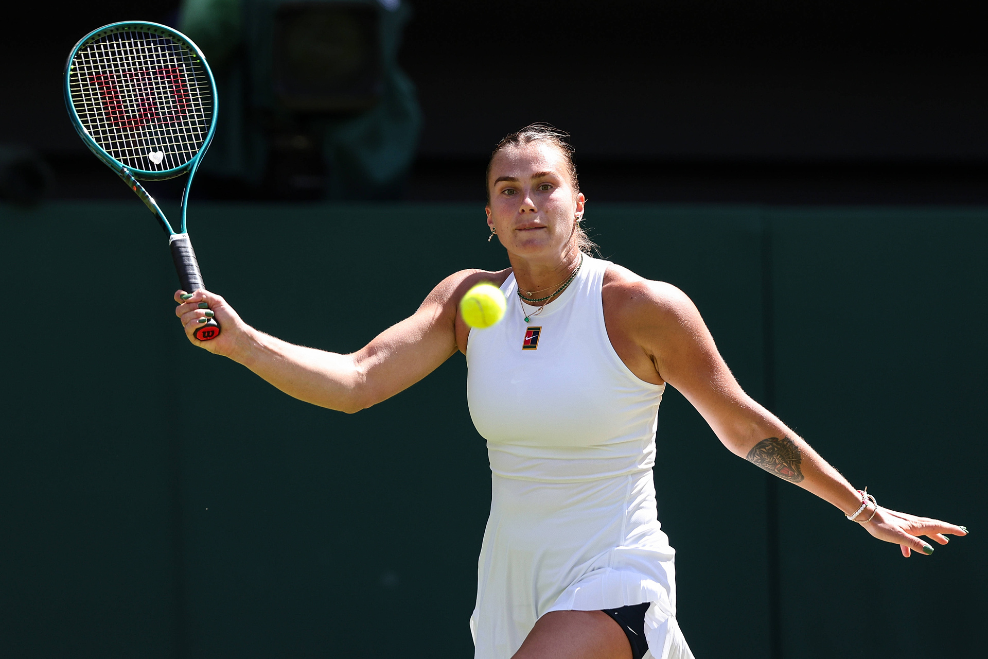 Sabalenka zmieciona z kortu! Znamy rywalkę Świątek w półfinale [WIDEO]