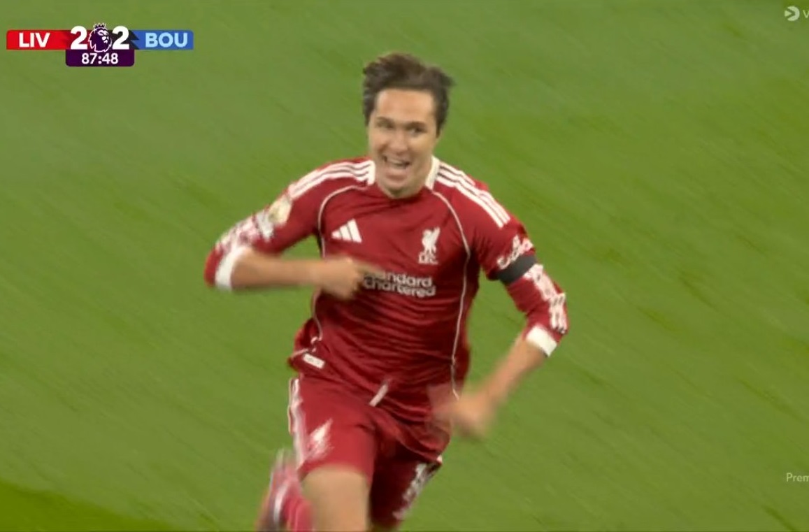 Sześć goli na początek Premier League! Sensacyjny bohater Liverpoolu [WIDEO]