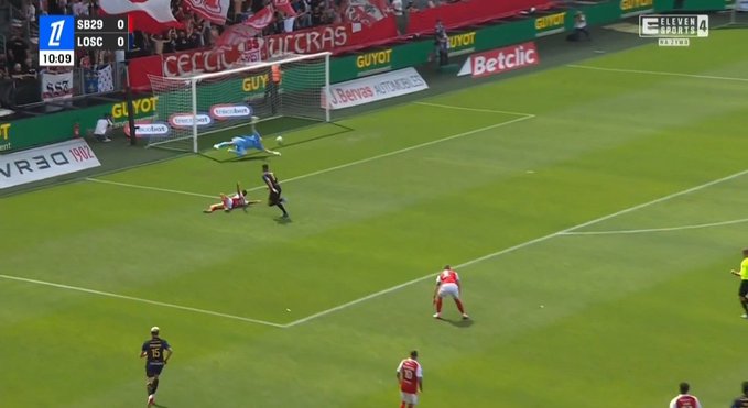 Giroud zaskoczył Majeckiego. Udany powrót weterana do Ligue 1 [WIDEO]