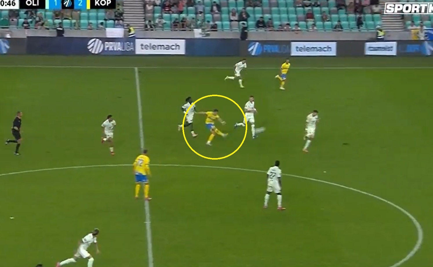 Ale urwał! Gol sezonu już w sierpniu? Pięknie uderzył [WIDEO] 