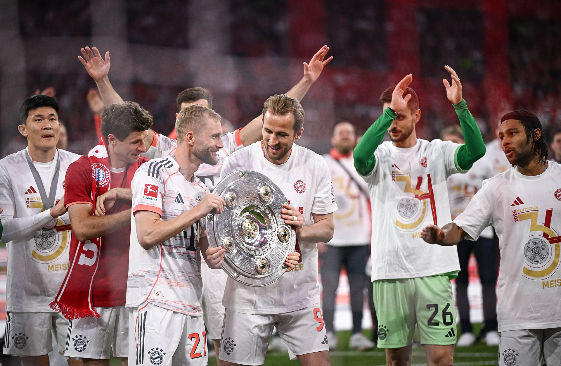 Pierwszy taki przypadek w historii. Youtuber zbudował imperium, a teraz pokaże Bundesligę 