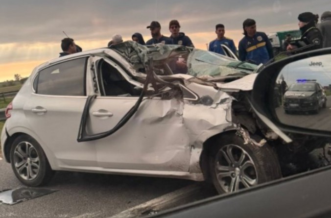 Wypadek 19-letniego piłkarza przed derbami. Rozbił się autem [WIDEO]