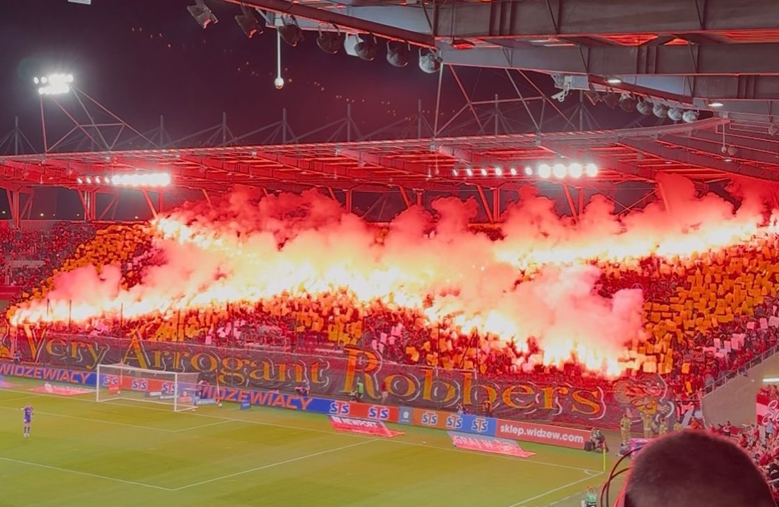 Kibice Widzewa pokazali, co myślą o VAR. Mocny przekaz [WIDEO]