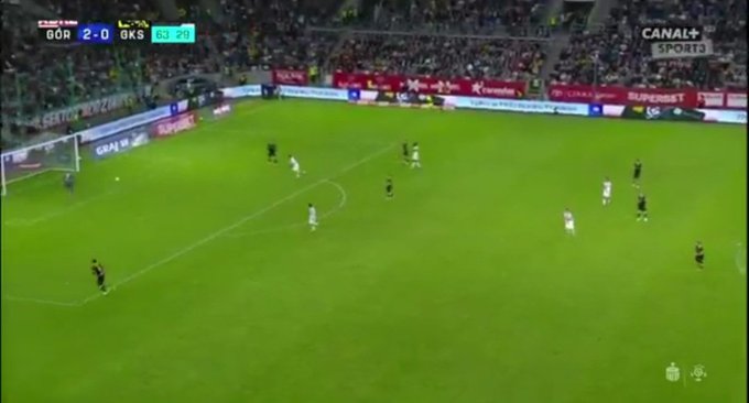 Cyrk! Absurdalny samobój w Ekstraklasie [WIDEO]