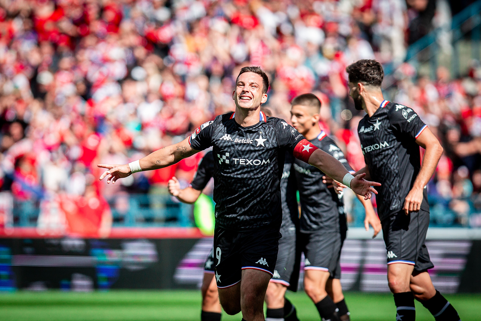 Hat-trick Rodado! Śląsk ośmieszony przez Wisłę Kraków! [RELACJA]