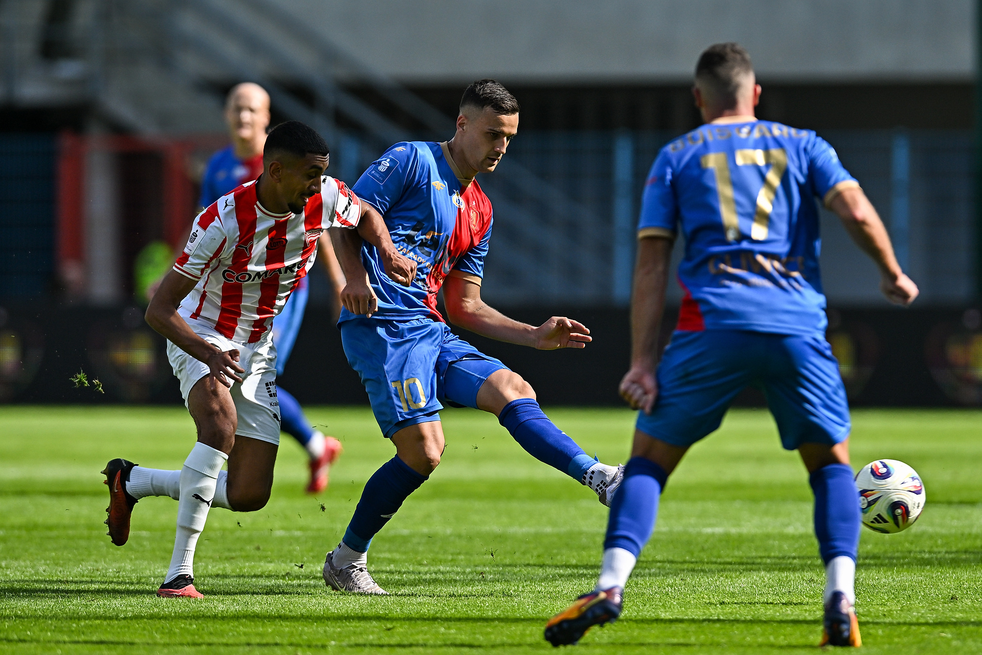 Ekstraklasa w najgorszym wydaniu. Cracovia wzięła przykład z Piasta [WIDEO]