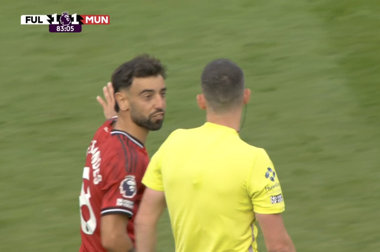 Manchester United znów bez zwycięstwa! Wielka kontrowersja przy golu, Fernandes zmarnował karnego [WIDEO]