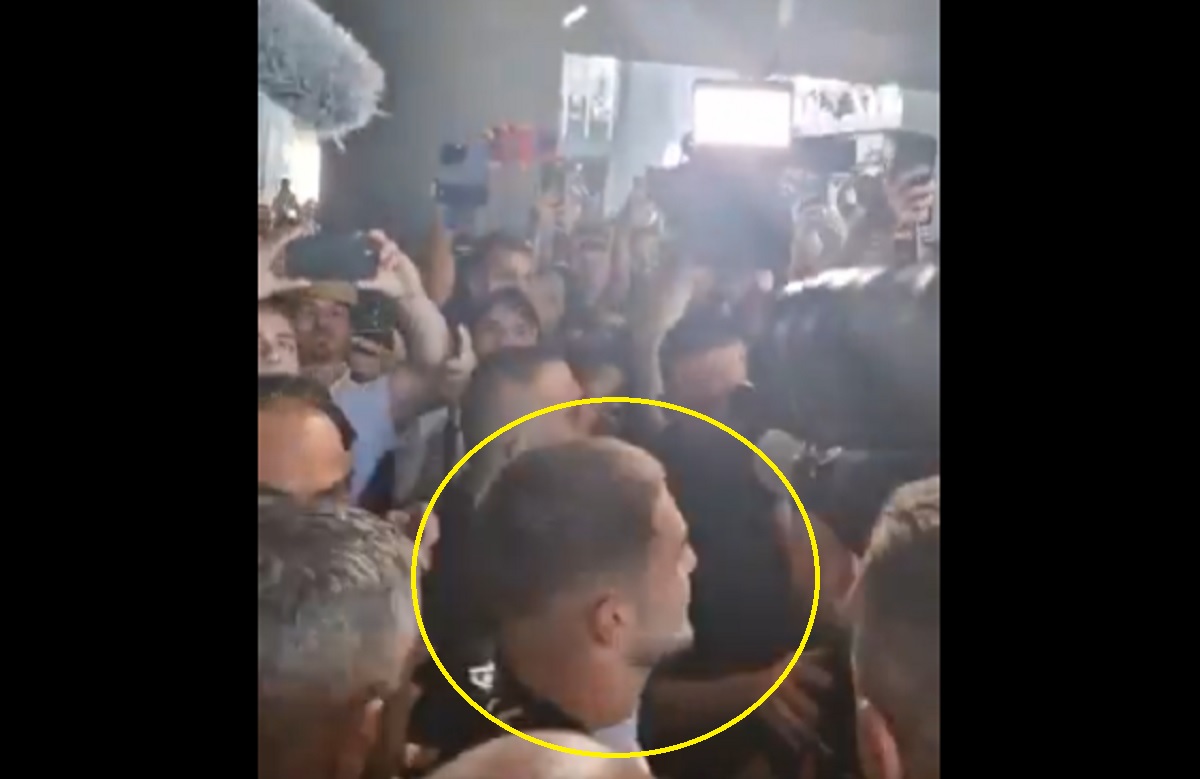 Rekordowy transfer znanej ligi w XXI wieku. Witali go jak króla [WIDEO]