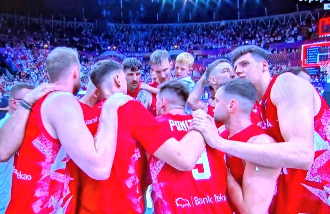 Doncić i spółka na kolanach! Polska sprawiła ogromną sensację [WIDEO]