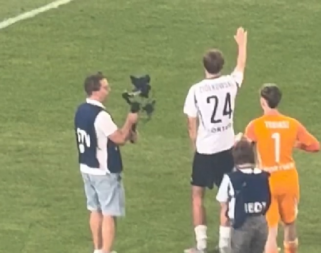Łzy Ziółkowskiego i takie słowa Tobiasza. Ocenił transfer do Romy [WIDEO]