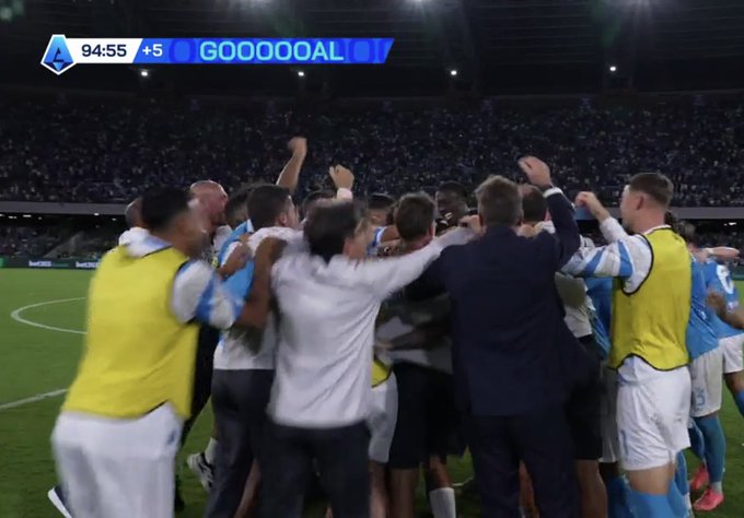 Szał w Neapolu! Na tę akcję czekali do 95. minuty [WIDEO]