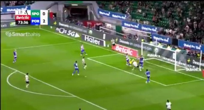 Bednarek "asystował" przy samobóju. Prestiżowy triumf Porto [WIDEO]