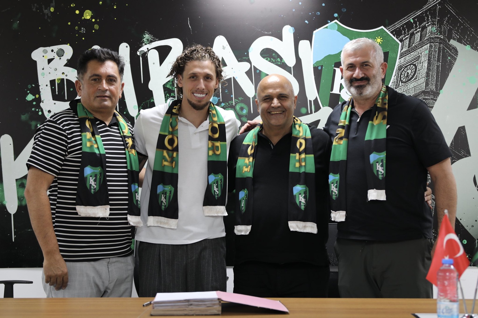 Czurlinow zmienił klub. Jednak nie Ekstraklasa