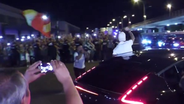 Niewypał Man United gorąco powitany w Hiszpanii. Co za wrzawa [WIDEO]