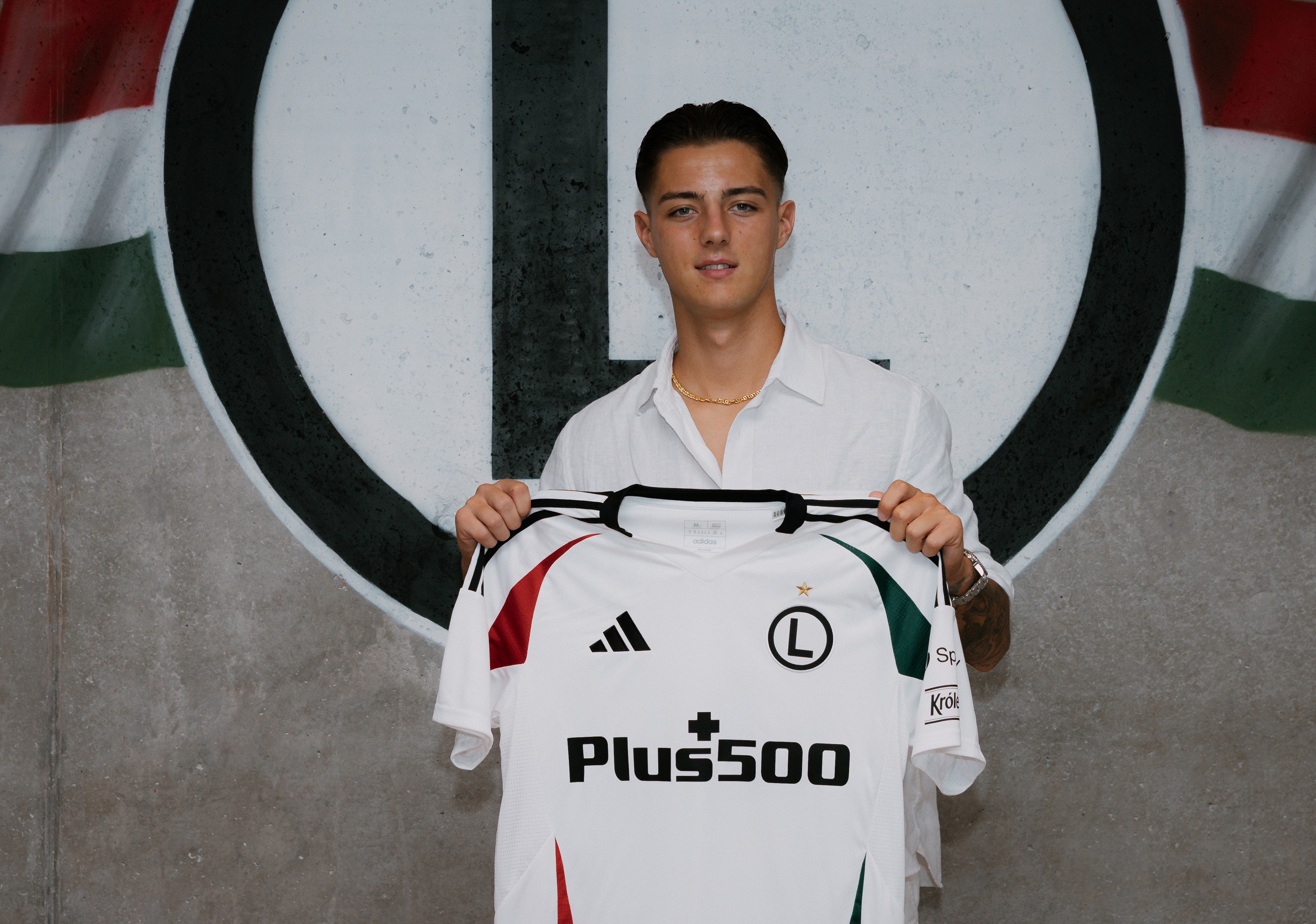Kulisy hitowego transferu Urbańskiego. Był jedną nogą w innym klubie!  
