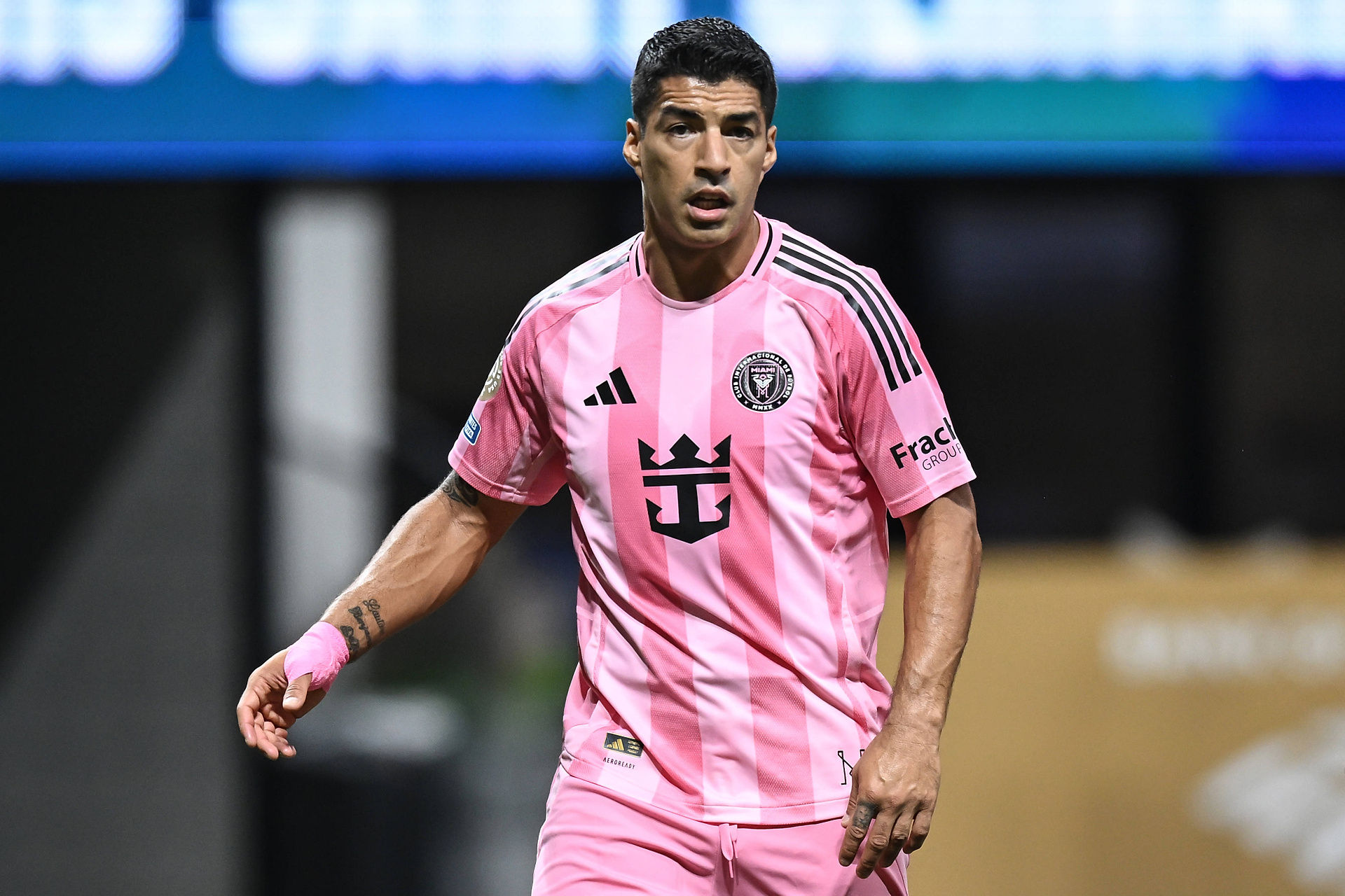 Luis Suarez ukarany. Były gracz Barcelony napluł na członka sztabu