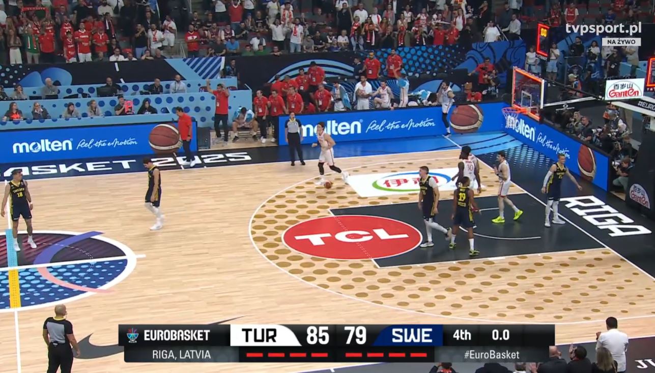 Blisko sensacji na EuroBaskecie! Oto możliwi rywale Polaków w ćwierćfinale [WIDEO]