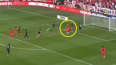 Co za akcja Sona i spółki. Zaskoczyli drużynę Pochettino [WIDEO]