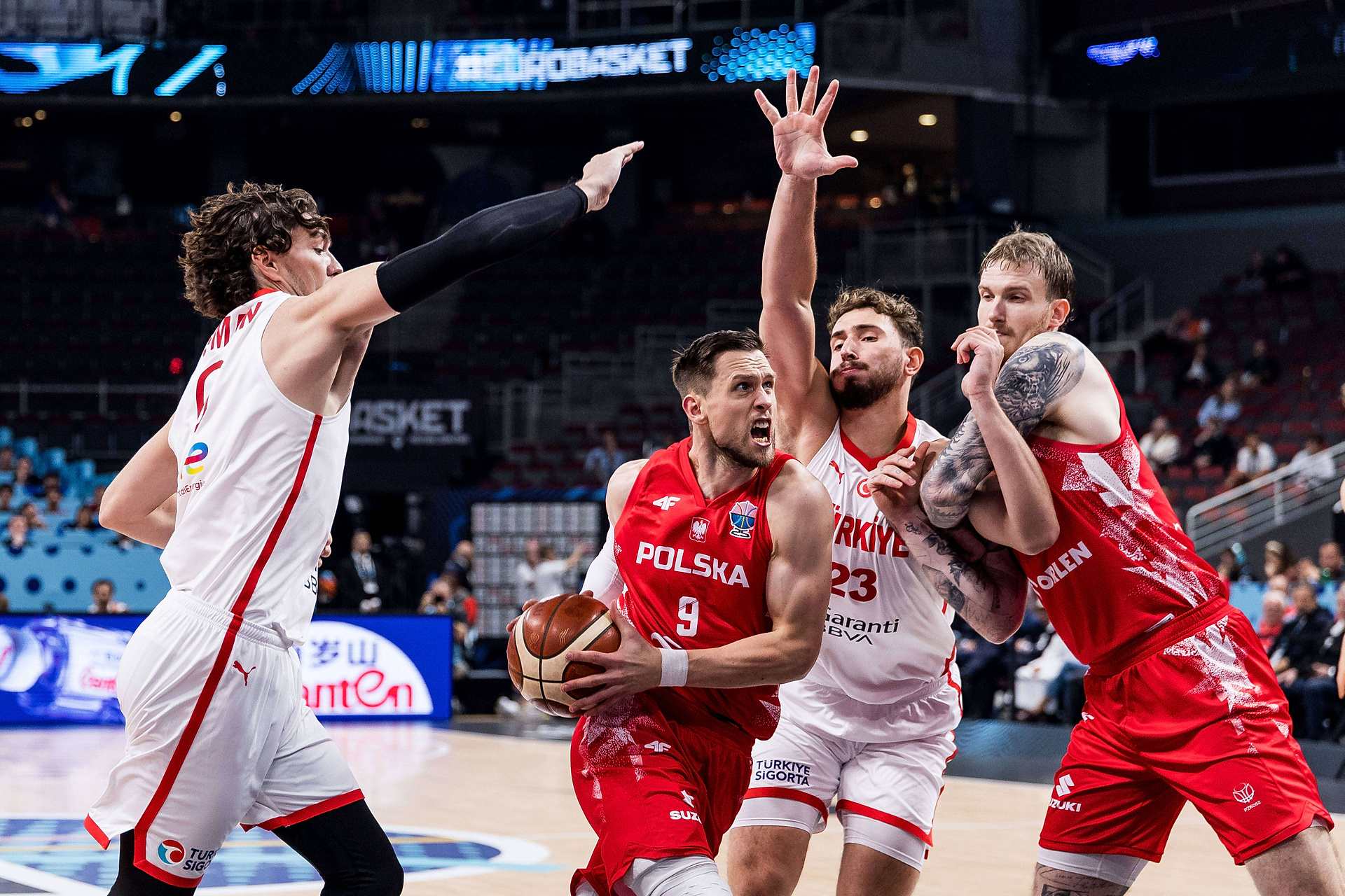 Bolesna porażka Polski w ćwierćfinale EuroBasketu! Faworyci byli bezlitośni [WIDEO]