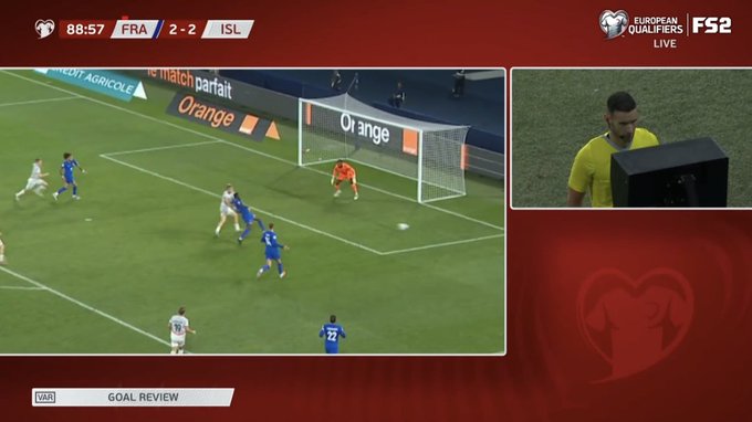 Szok w Paryżu! Francja urwała się ze stryczka [WIDEO]