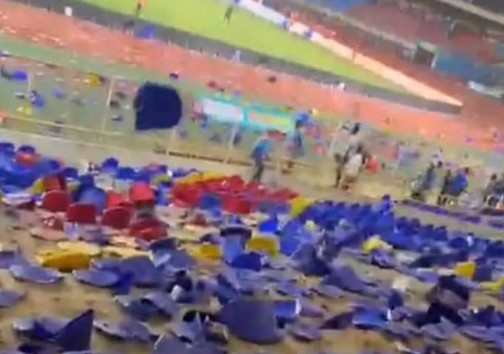 Z 2:0 na 2:3! Thriller w eliminacjach MŚ, stadion zdewastowany [WIDEO]