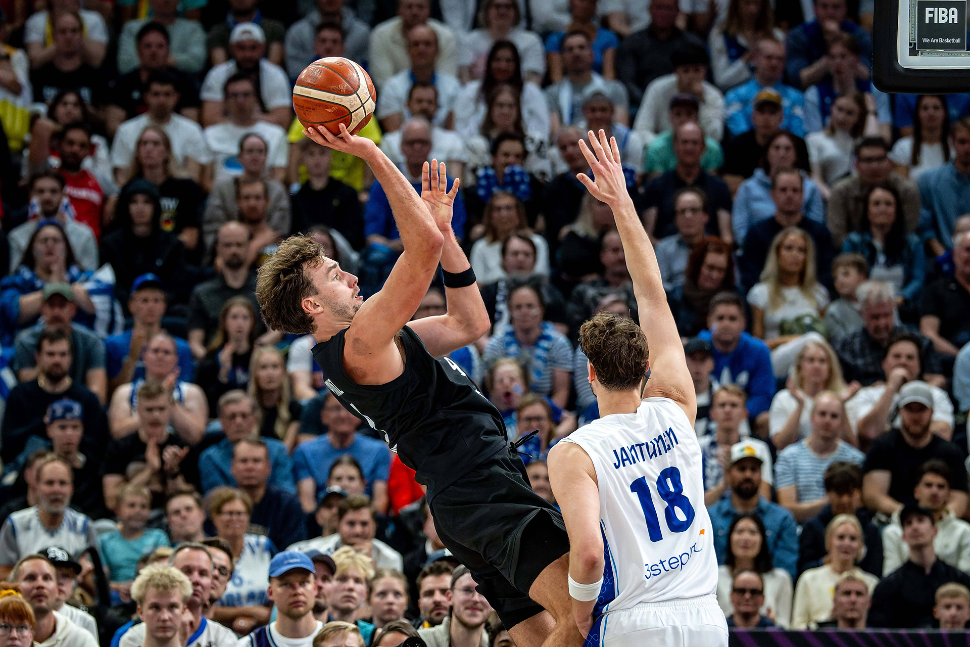 Show mistrzów świata! Tak się wchodzi do finału EuroBasketu [WIDEO]