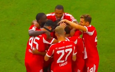 Niepokonany Bayern zmiażdżył beniaminka. Dublet Kane'a [WIDEO]