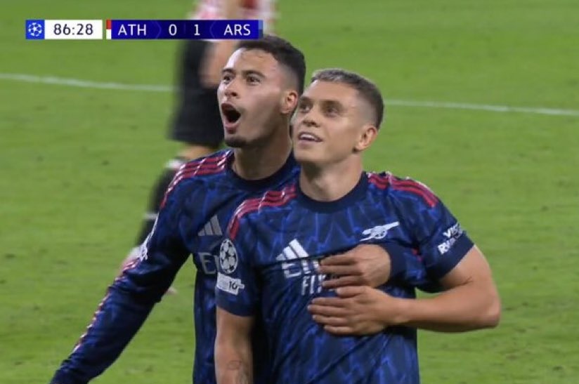 Arsenal wydarł zwycięstwo w LM. Absolutne show zmienników [WIDEO]
