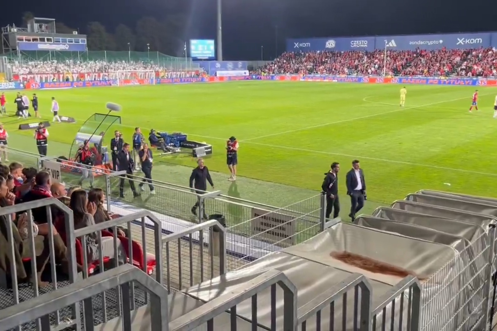 Iordanescu puściły nerwy. Oto, co wykrzyczał po kontrowersji [WIDEO]