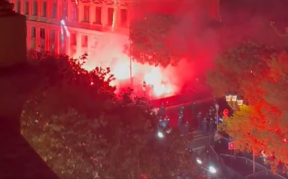 Szalone sceny po Złotej Piłce dla Dembele. Paryż zapłonął [WIDEO]