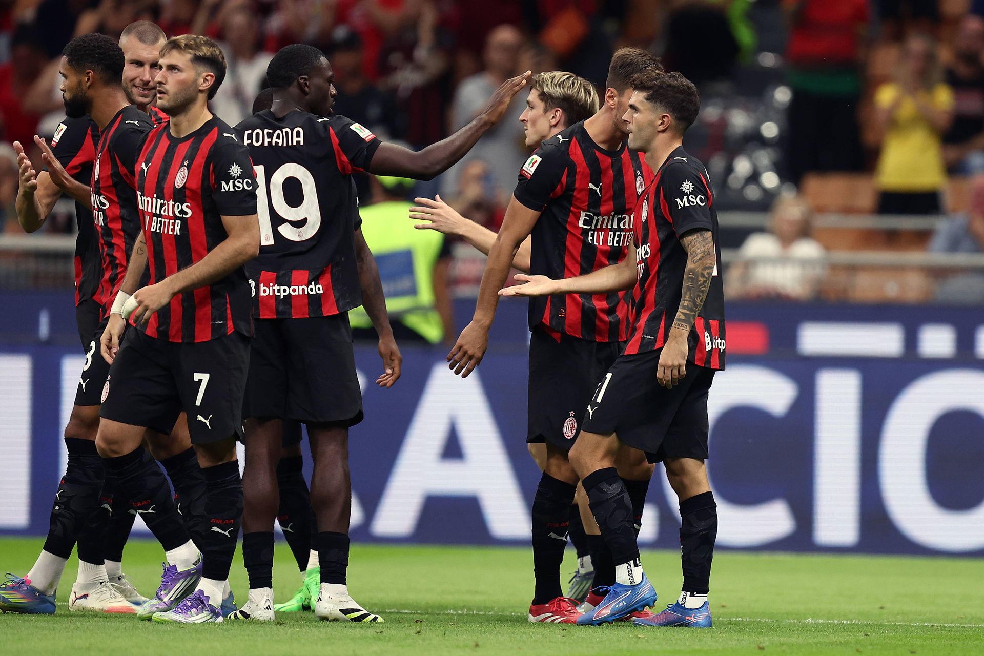 Co za słowa o graczu AC Milan. "Elitarny piłkarz. Wszystko zamienia w złoto"