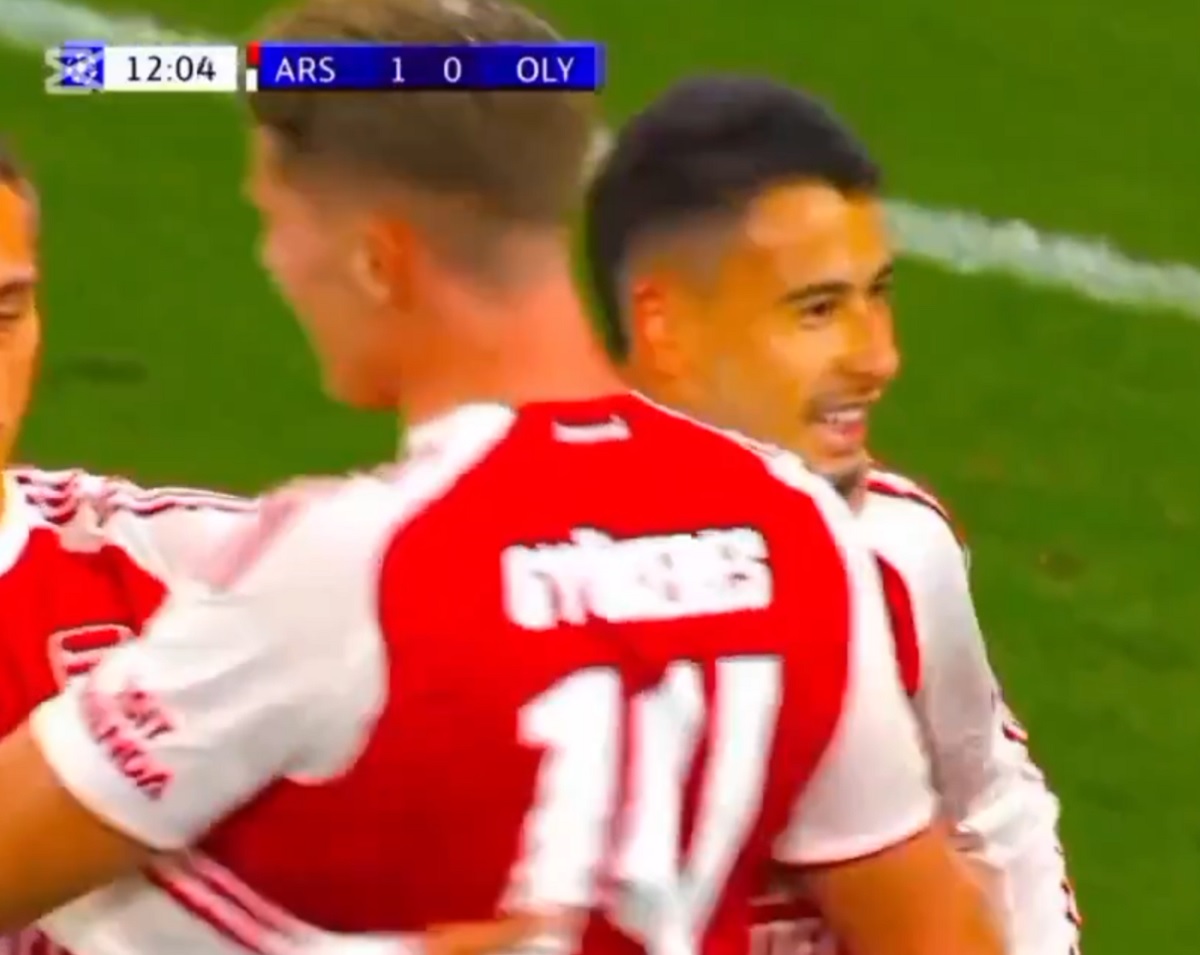 Arsenal pudłował jak najęty i momentami drżał o wynik. Dopiero Saka dał spokój