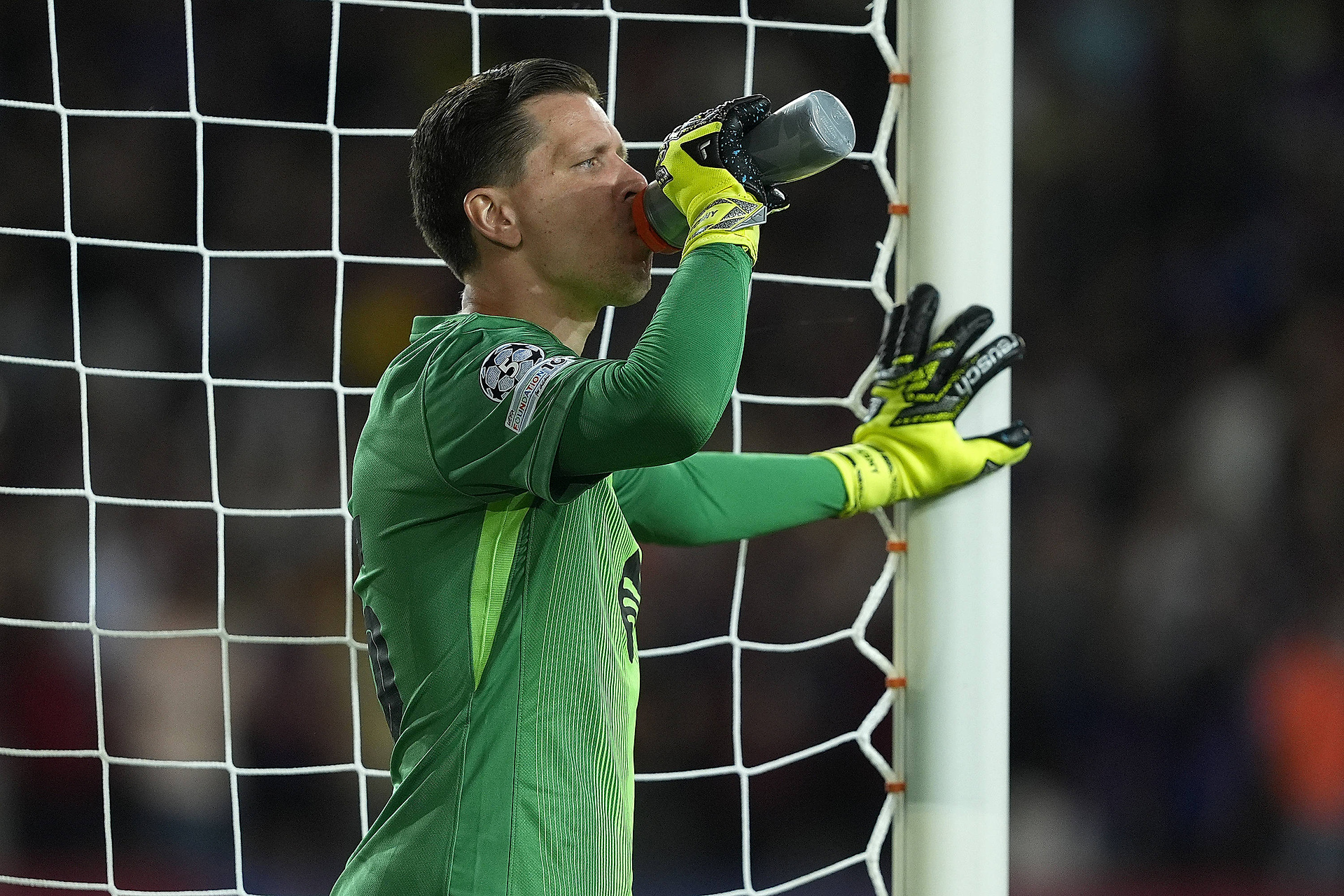 Szczęsny powinien zrobić więcej? Wichniarek zaskoczył po porażce Barcelony