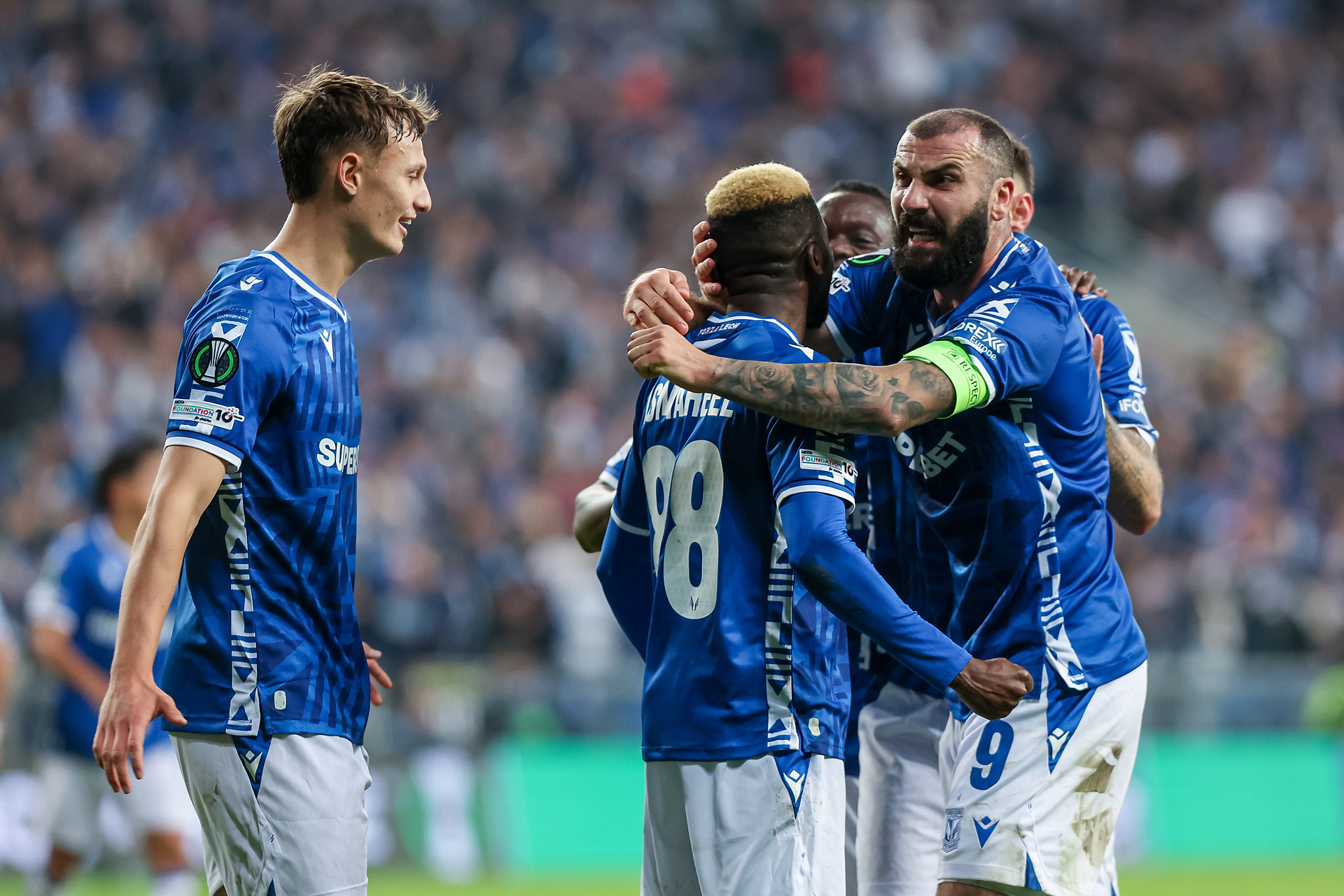 Kolejne miliony dla Polski. Tyle zarobiły już Legia, Lech, Raków i Jaga